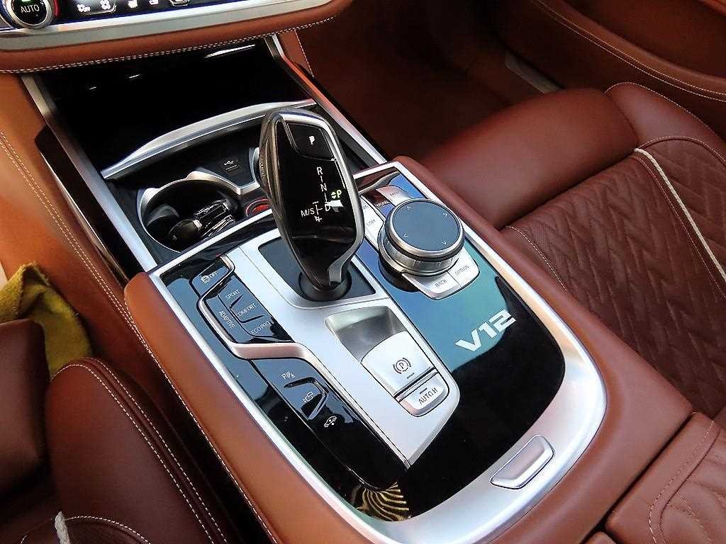 BMW 7시리즈 7시리즈 (G11) M760Li xDrive 이미지 11