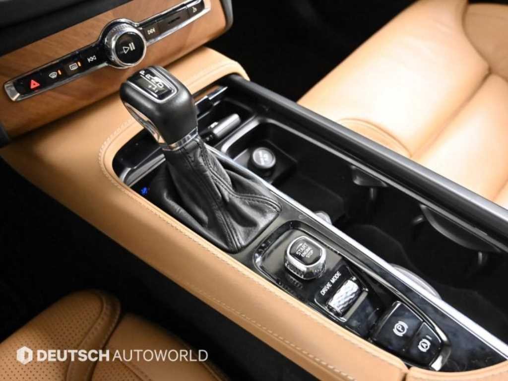 볼보 XC90 XC90 2세대 2.0 D5 AWD 인스크립션 이미지 9