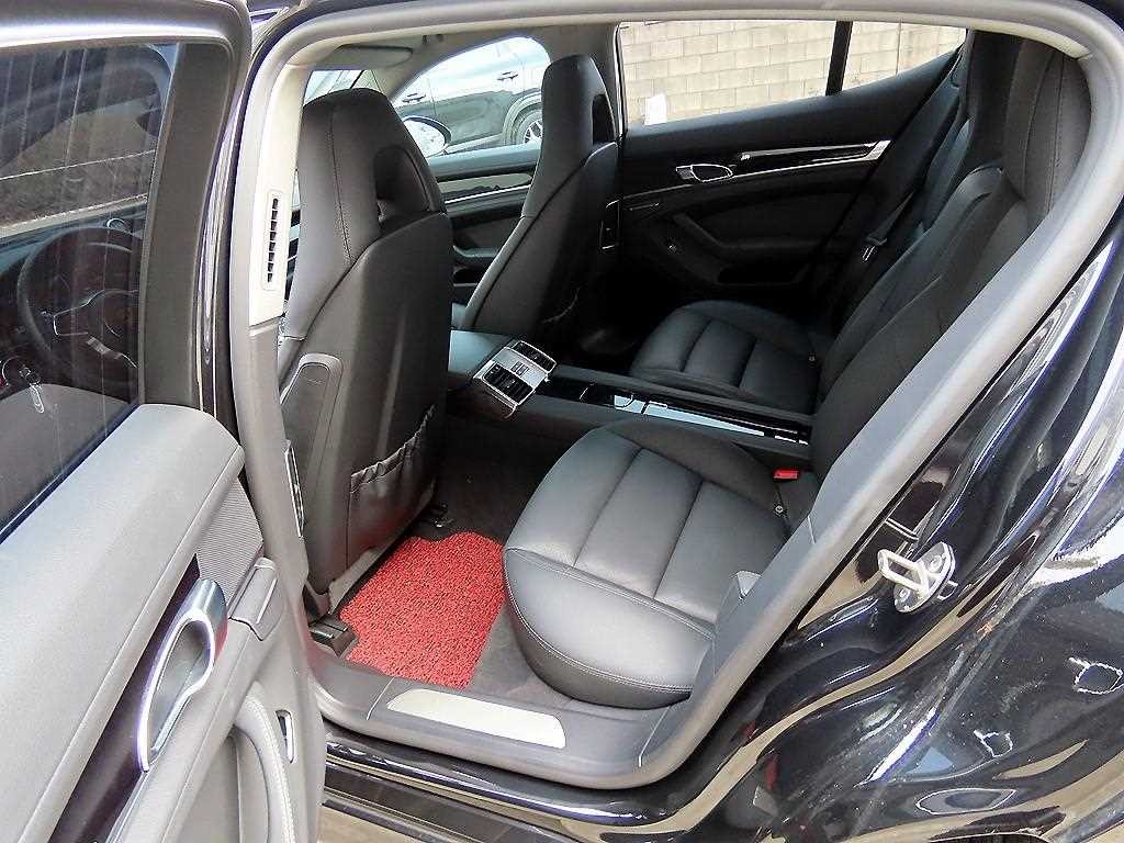 포르쉐 파나메라 3.6 2WD 이미지 6