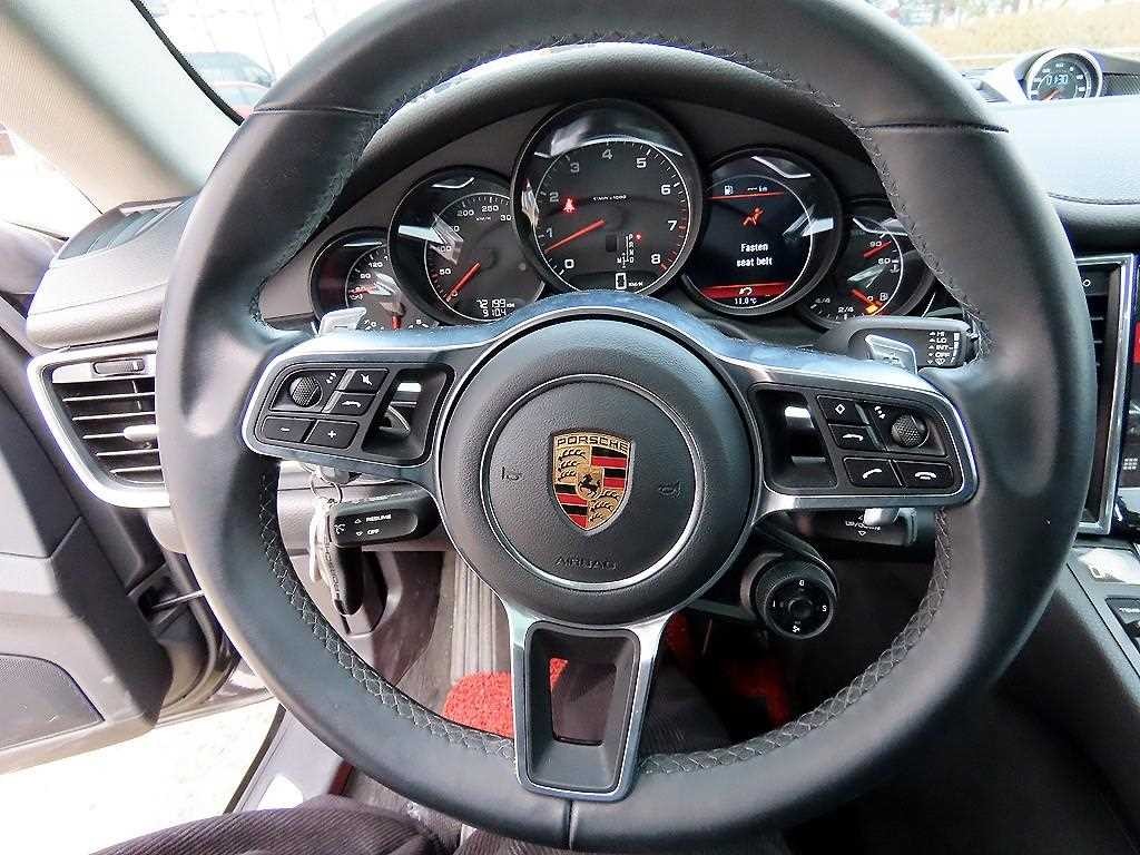 포르쉐 파나메라 3.6 2WD 이미지 8