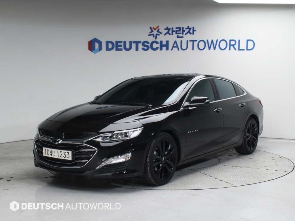 쉐보레 말리부 더뉴말리부 가솔린 2.0 터보 퍼펙트 블랙 이미지 1