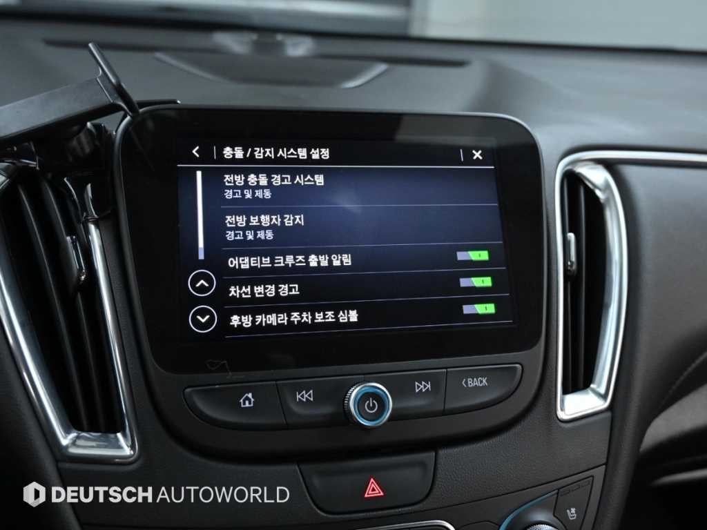 쉐보레 말리부 더뉴말리부 가솔린 2.0 터보 퍼펙트 블랙 이미지 17