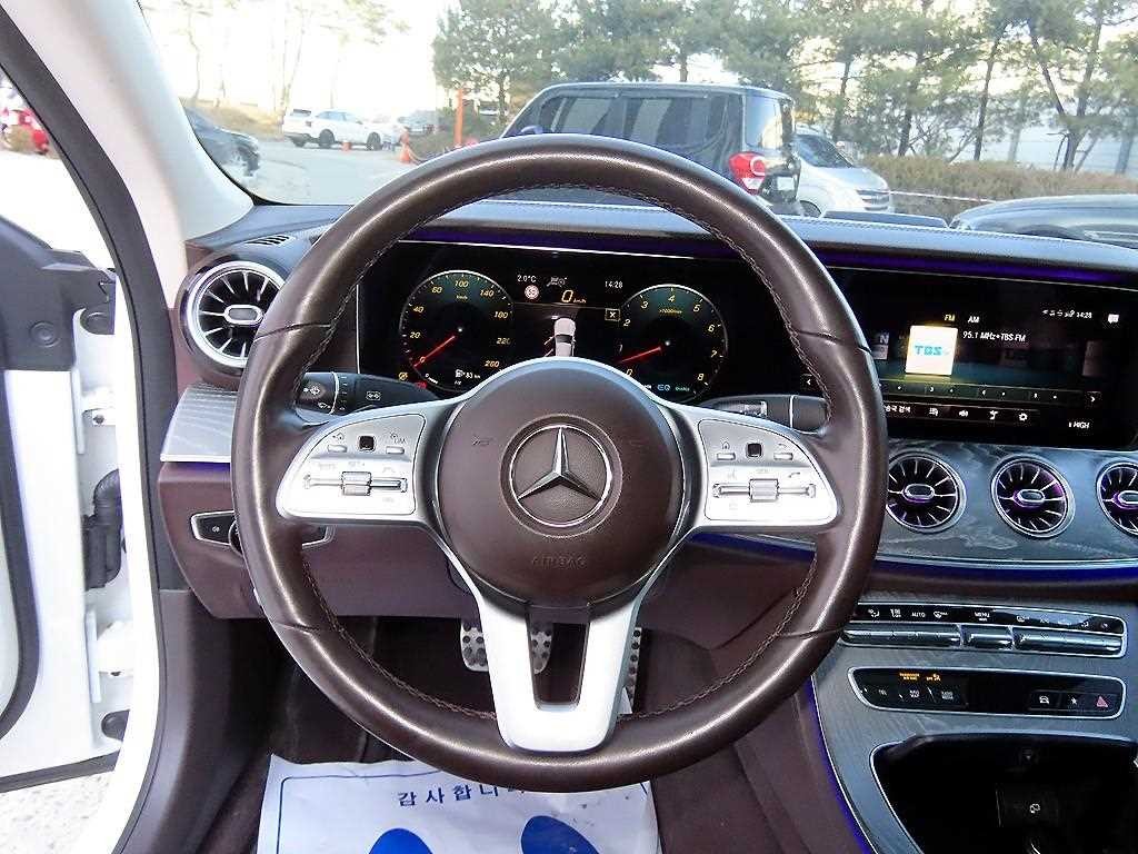 벤츠 CLS 클래스 CLS클래스 C257 CLS 450 4MATIC AMG Line 이미지 8