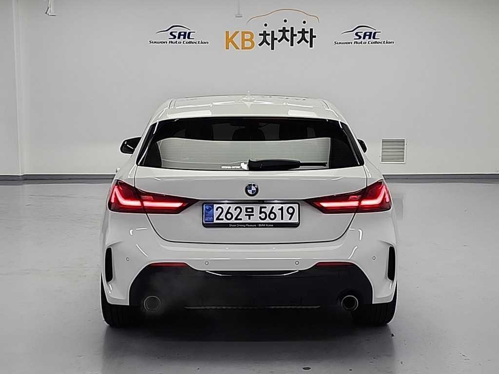 BMW 1시리즈 1시리즈 (F40) 120i M 스포츠 이미지 3