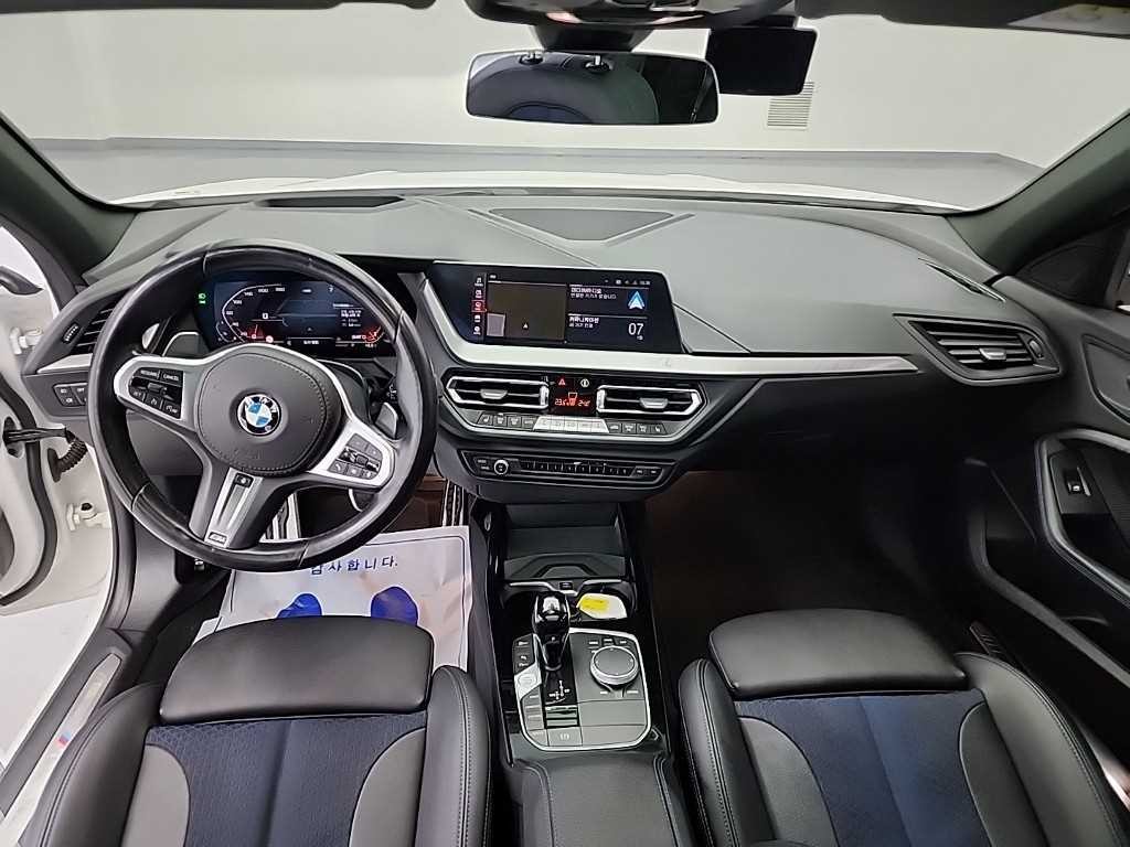 BMW 1시리즈 1시리즈 (F40) 120i M 스포츠 이미지 7