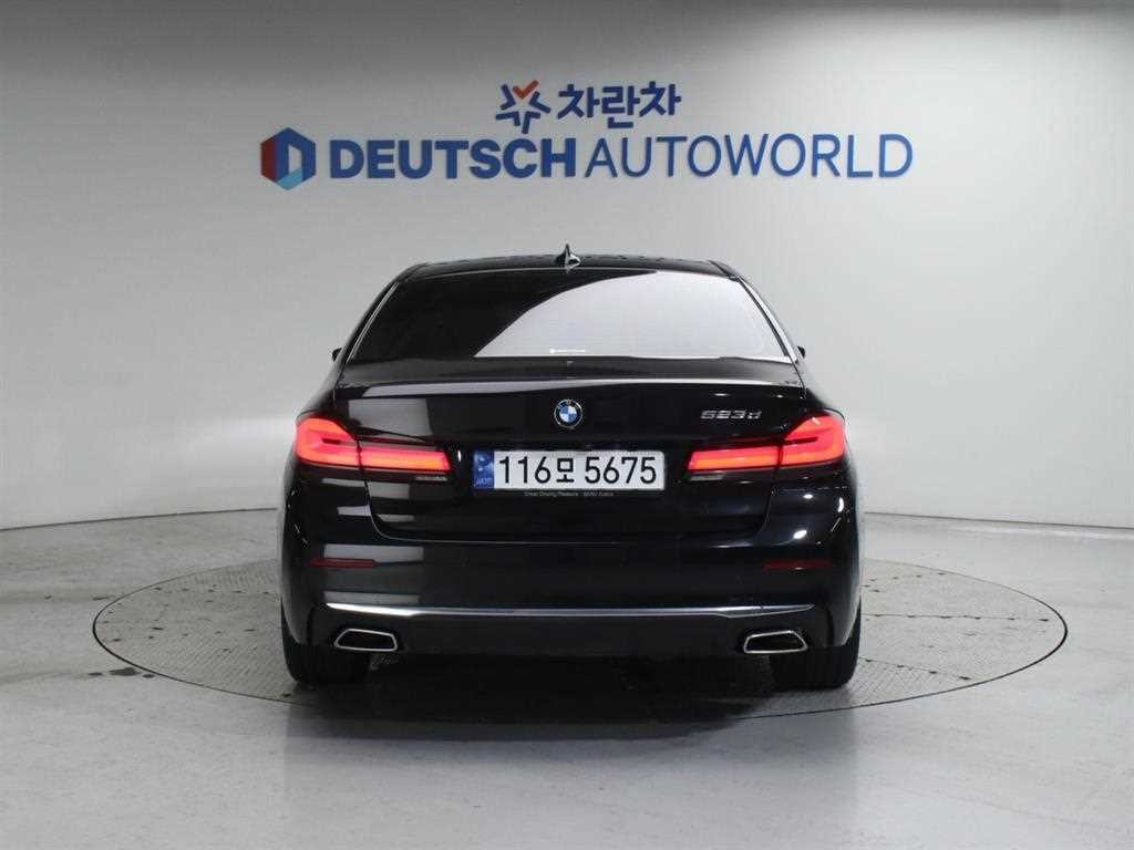 BMW 5시리즈 5시리즈 (G30) 523d 럭셔리 이미지 4
