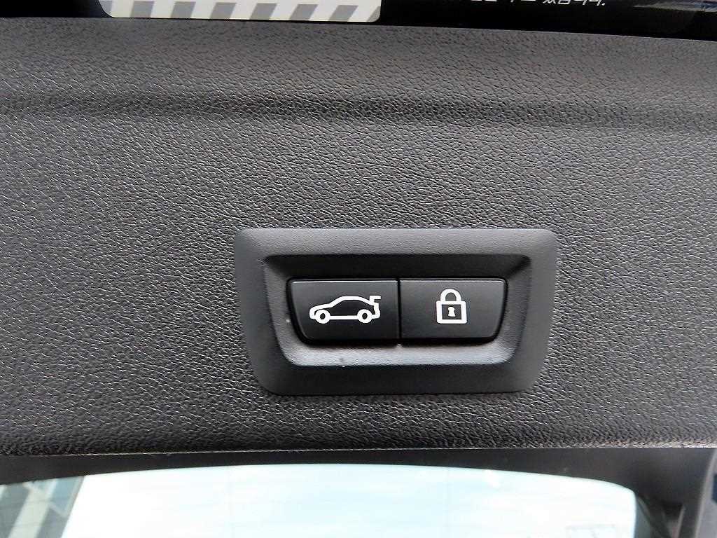 BMW X6 X6 (G06) xDrive 30d M 스포츠 이미지 15