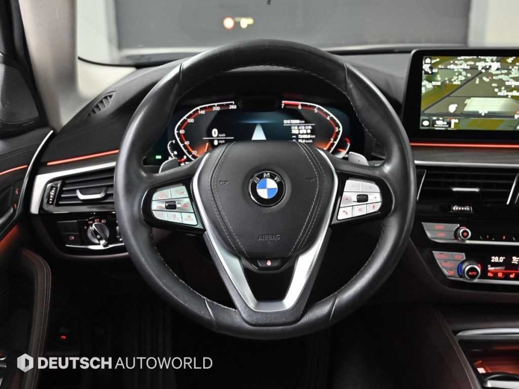 BMW 5시리즈 5시리즈 (G30) 530i 럭셔리 이미지 13