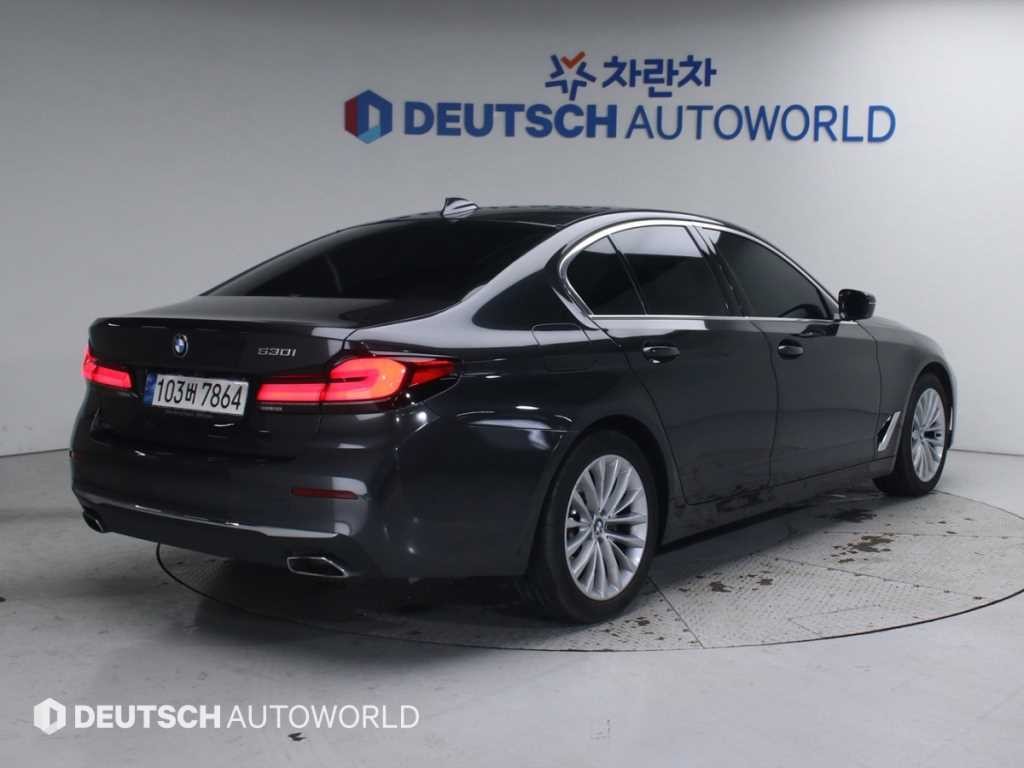 BMW 5시리즈 5시리즈 (G30) 530i 럭셔리 이미지 2