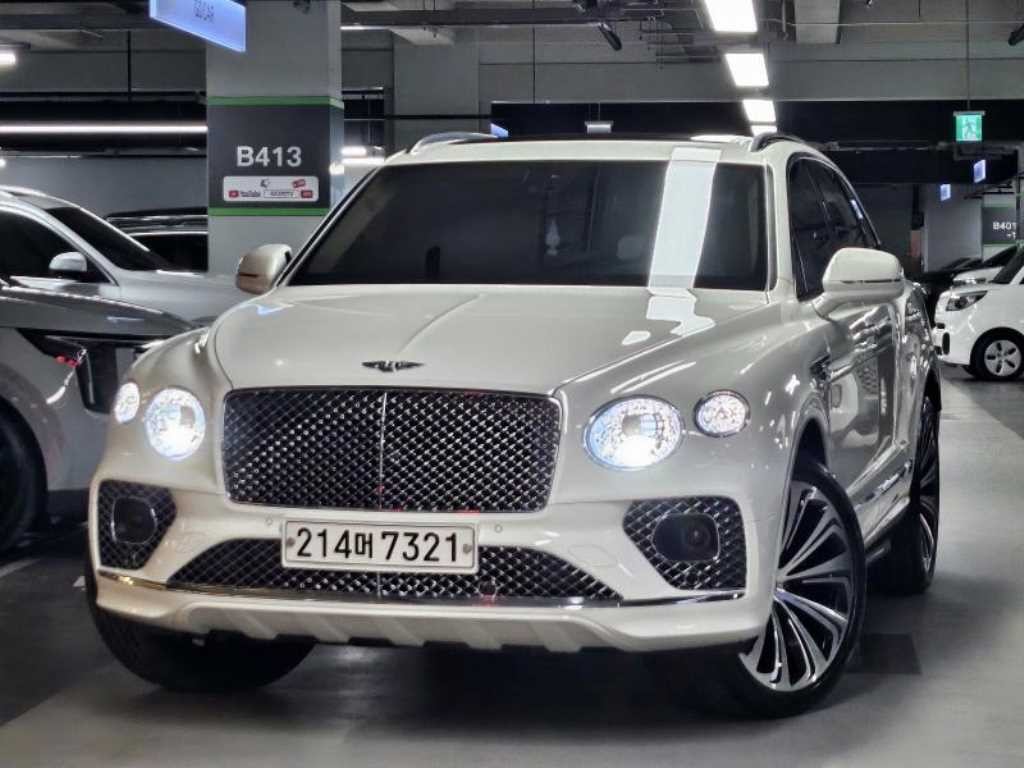 벤틀리 벤테이가 4.0 V8 이미지 1