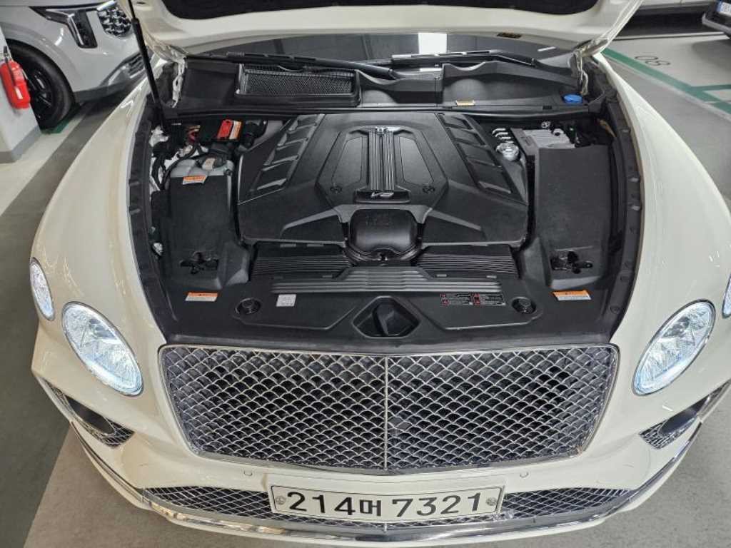 벤틀리 벤테이가 4.0 V8 이미지 20