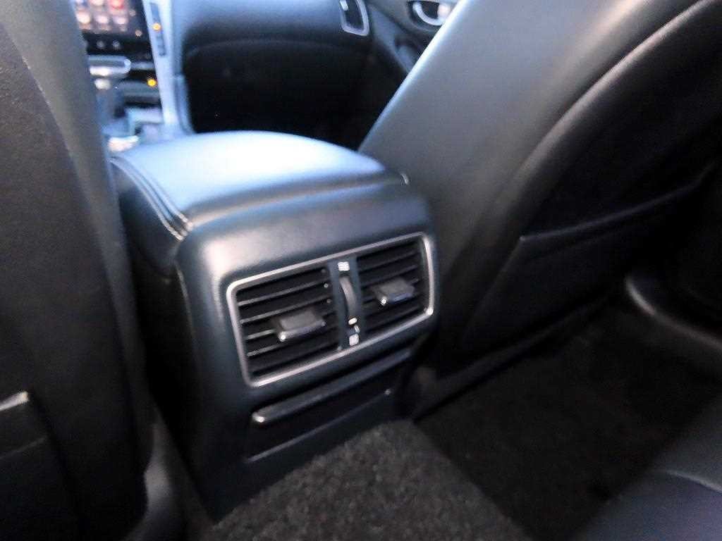 인피니티 Q Q50 2.2D 프리미엄 이미지 16