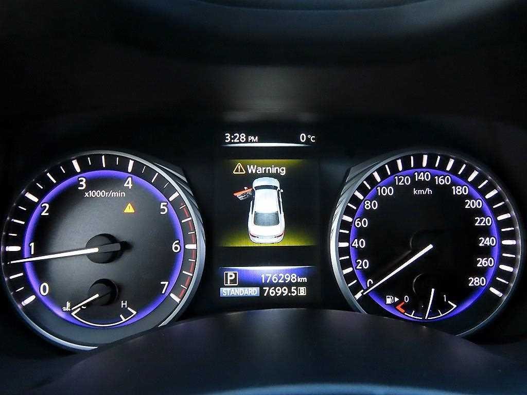 인피니티 Q Q50 2.2D 프리미엄 이미지 9