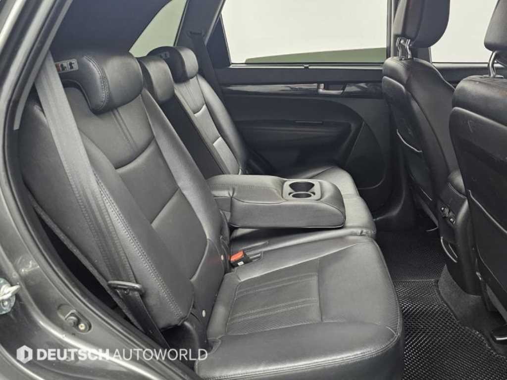기아 쏘렌토 뉴 쏘렌토 R 2WD 2.0 프레스티지 이미지 12