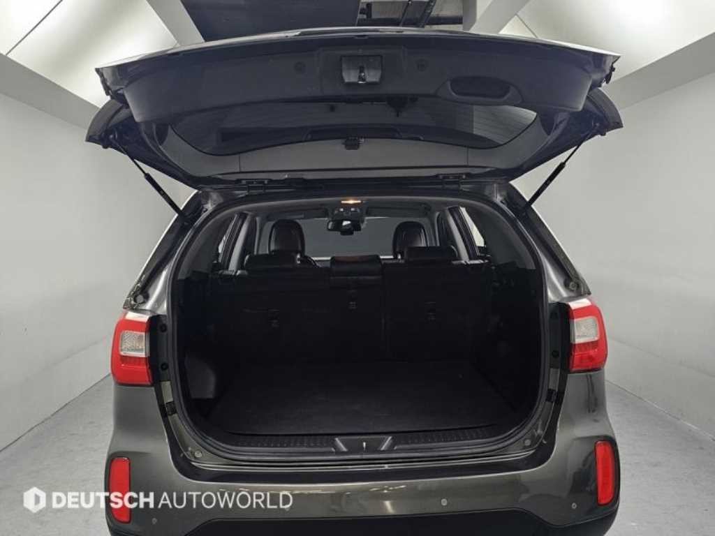 기아 쏘렌토 뉴 쏘렌토 R 2WD 2.0 프레스티지 이미지 20