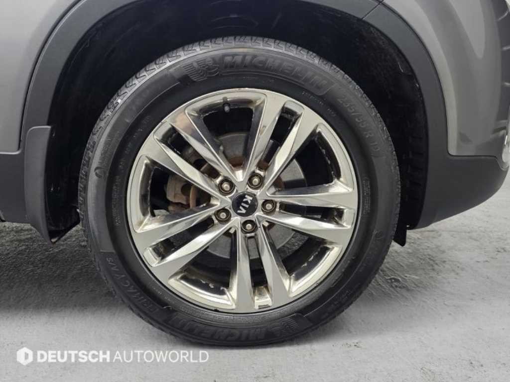 기아 쏘렌토 뉴 쏘렌토 R 2WD 2.0 프레스티지 이미지 5
