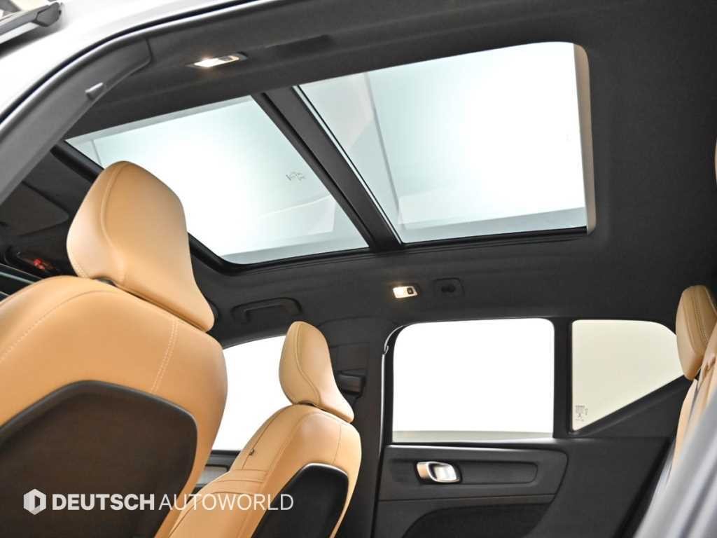 볼보 XC40 B4 AWD 인스크립션 이미지 19