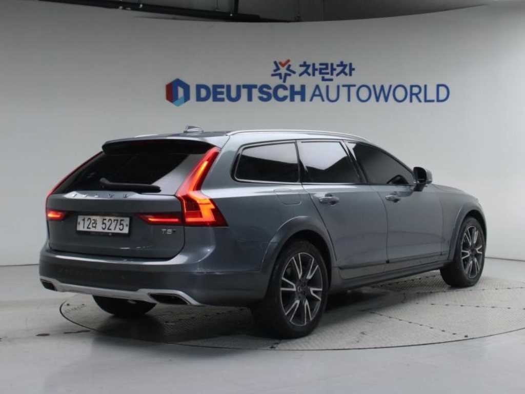 볼보 V90 V90 크로스컨트리 T5 프로 AWD 이미지 3