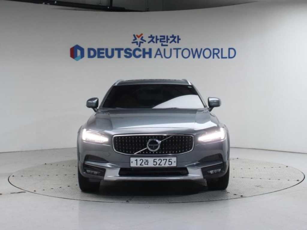 볼보 V90 V90 크로스컨트리 T5 프로 AWD 이미지 4