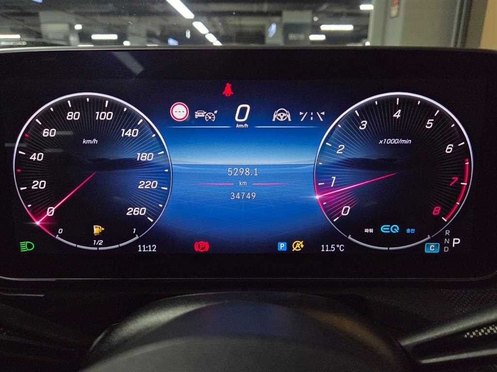 벤츠 C 클래스 C클래스 W206 C300 AMG 라인 이미지 15