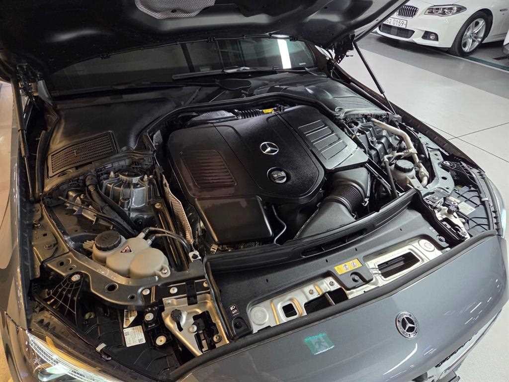 벤츠 C 클래스 C클래스 W206 C300 AMG 라인 이미지 7