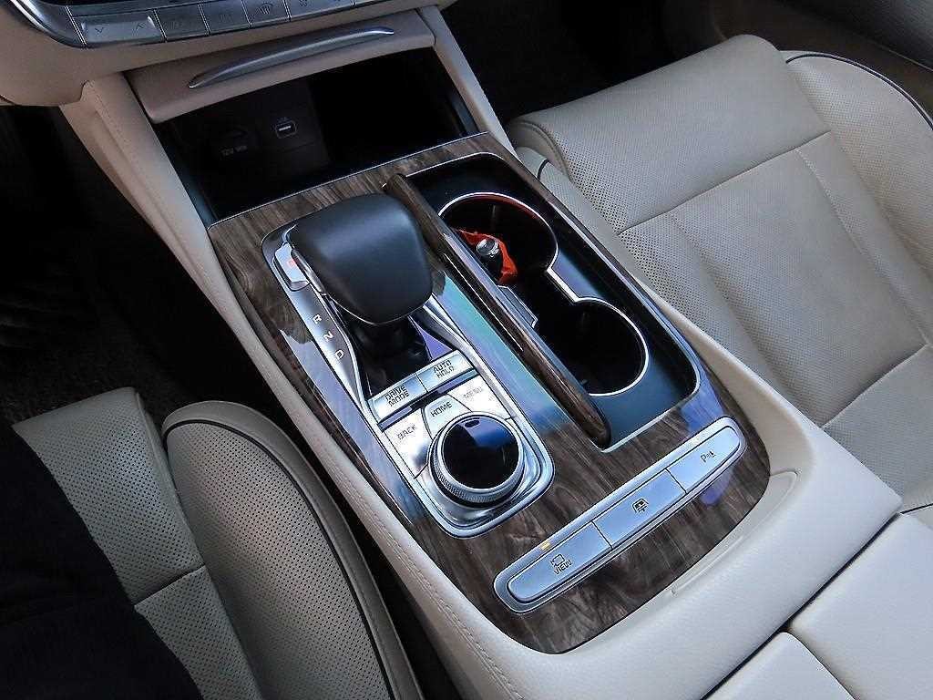 기아 K9 더 K9 3.8 GDI AWD 플래티넘Ⅱ 이미지 11
