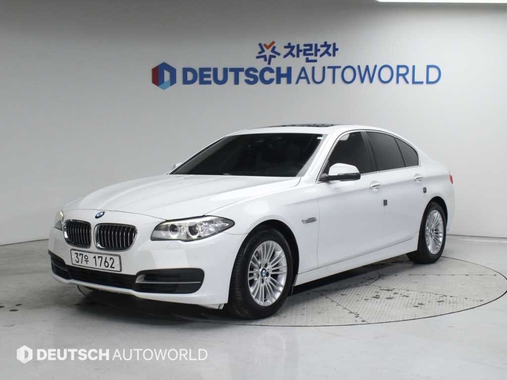 BMW 5시리즈 5시리즈 (F10) 520d xDrive 이미지 1