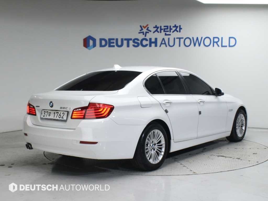 BMW 5시리즈 5시리즈 (F10) 520d xDrive 이미지 2