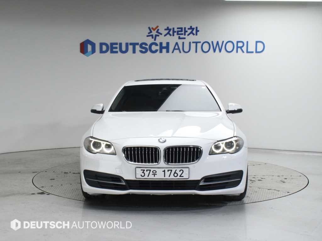BMW 5시리즈 5시리즈 (F10) 520d xDrive 이미지 3