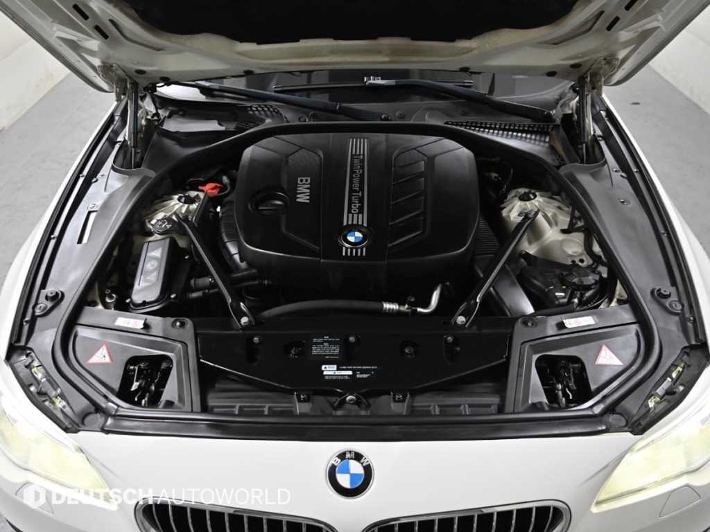 BMW 5시리즈 5시리즈 (F10) 520d xDrive 이미지 6