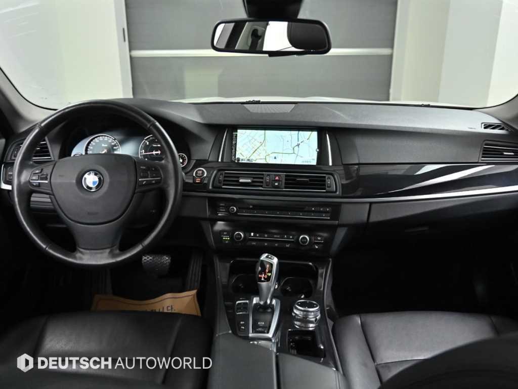 BMW 5시리즈 5시리즈 (F10) 520d xDrive 이미지 7