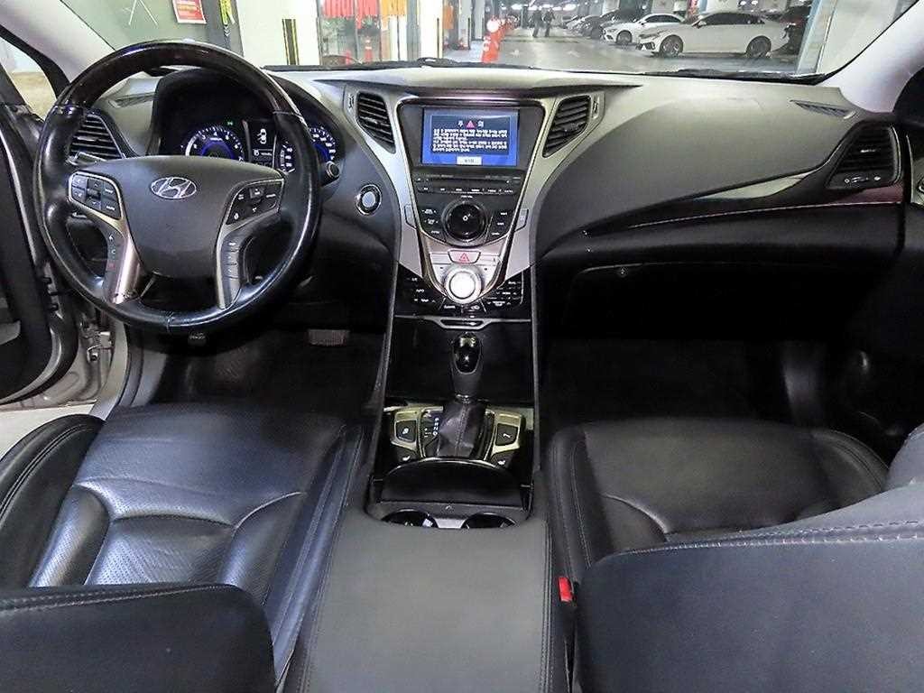 현대 그랜저 그랜저 HG HG240 LUXURY 이미지 10