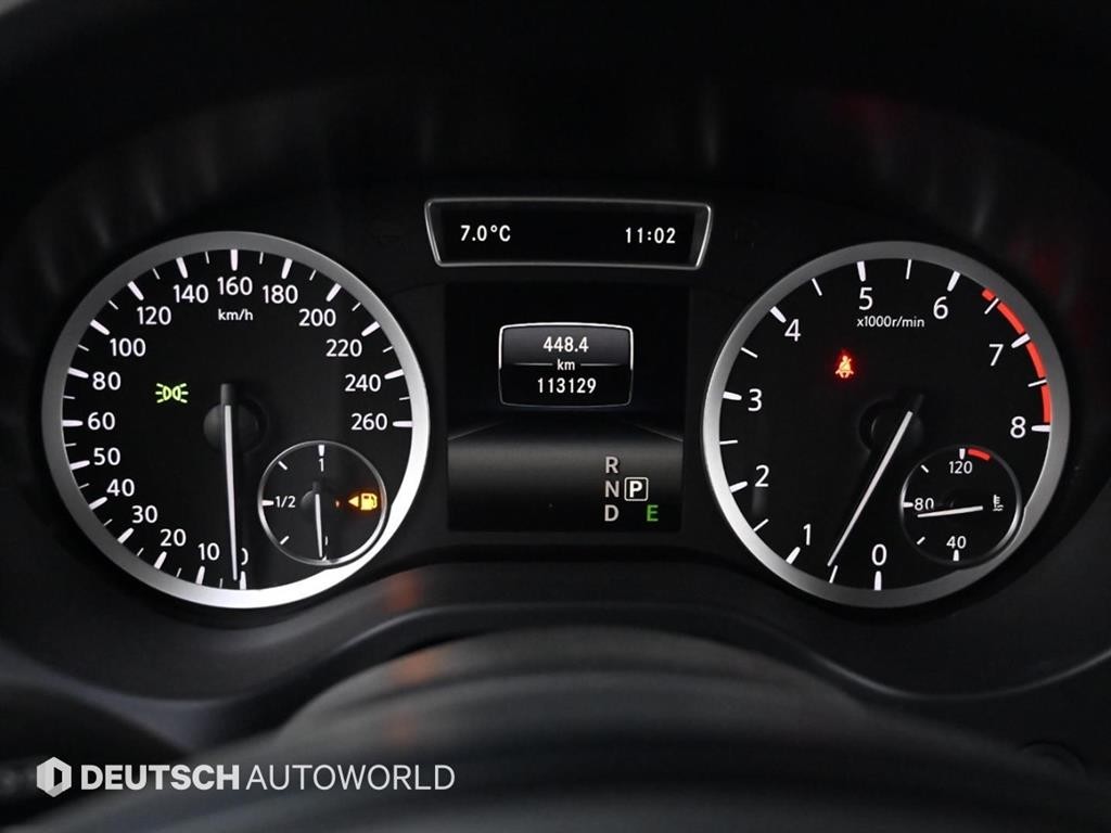 인피니티 Q Q30 2.0 익스클루시브 이미지 8