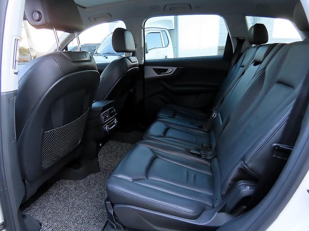아우디 Q7 Q7 (4M) 45 TFSI 콰트로 이미지 6