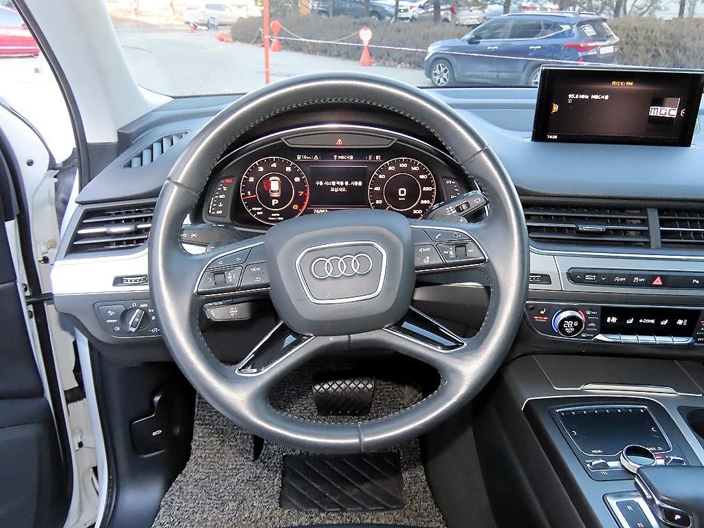 아우디 Q7 Q7 (4M) 45 TFSI 콰트로 이미지 8