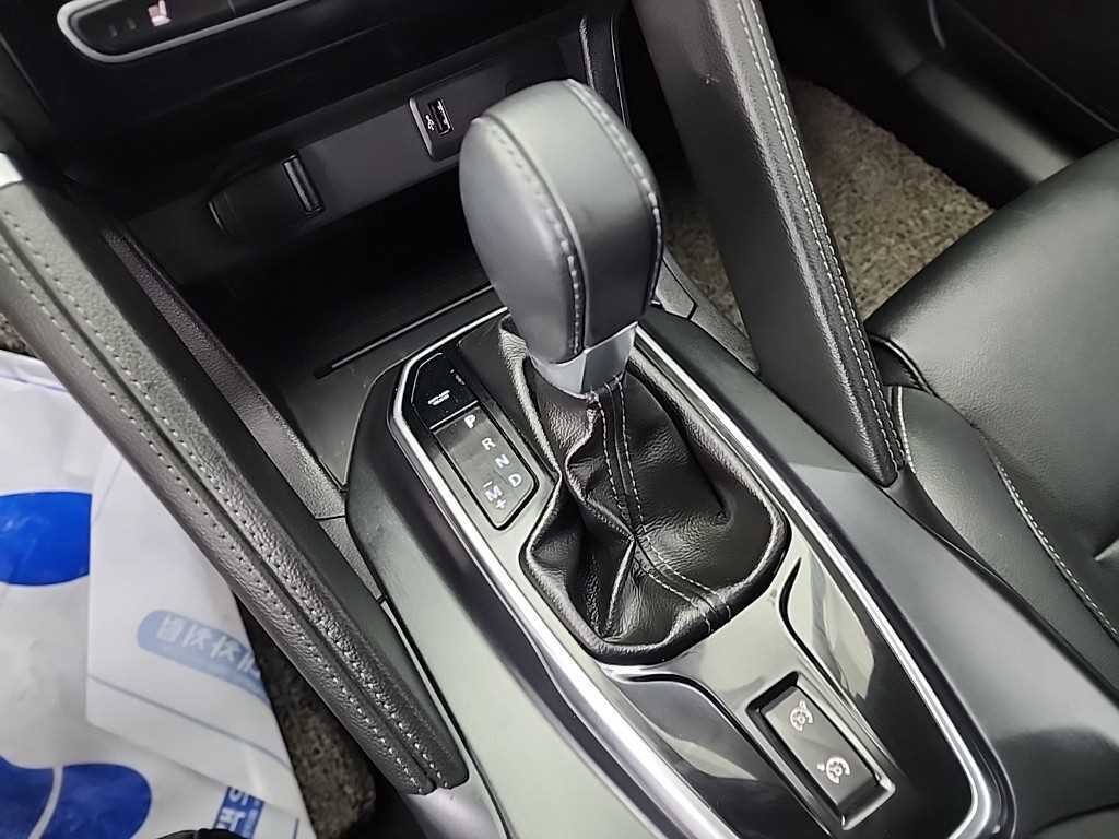 르노코리아(삼성) QM6 더뉴QM6 2.0 LPe SE 2WD 이미지 8