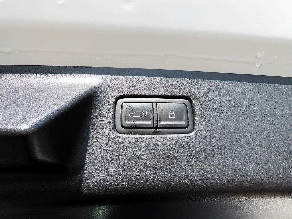 현대 싼타페 싼타페 MX5 가솔린 2.5T 2WD 프레스티지 이미지 16