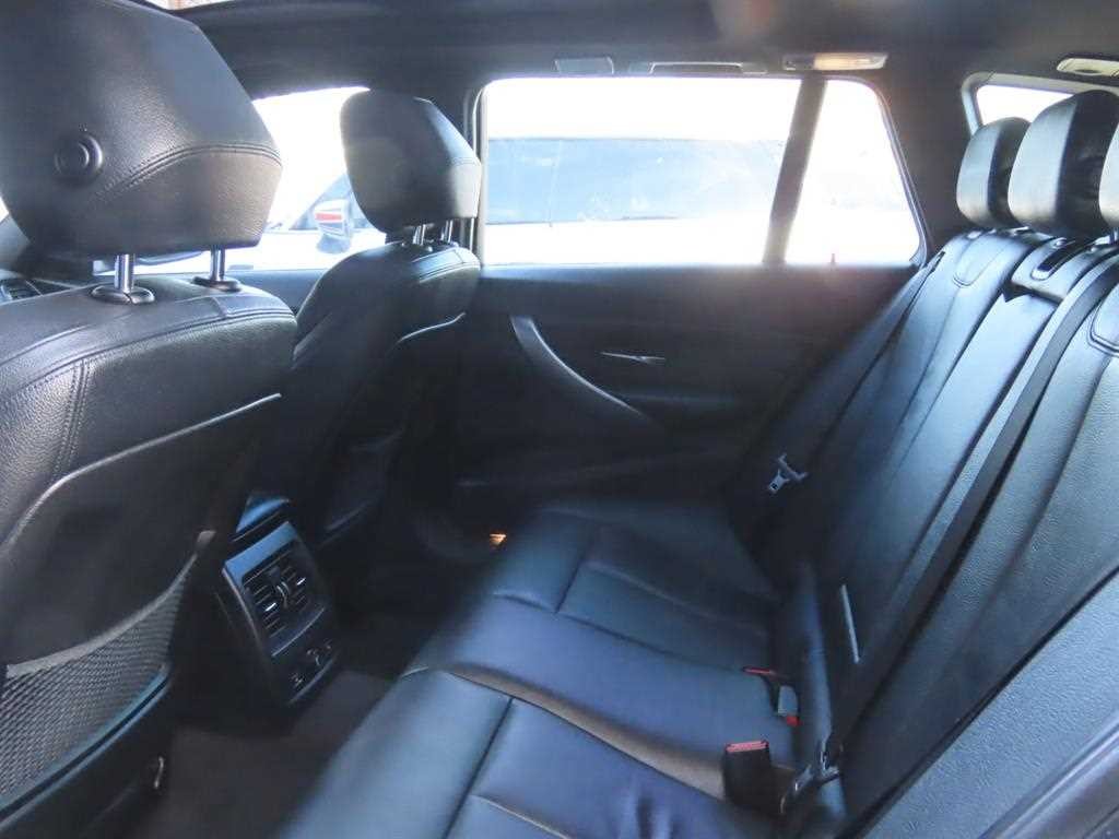 BMW 3시리즈 3시리즈 (F30) 320d xDRIVE 투어링 M 스포츠 이미지 8