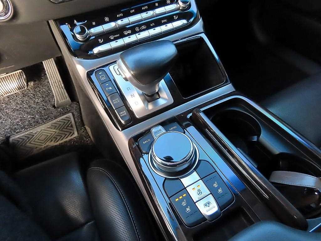 제네시스 EQ900 3.8 GDI AWD 프리미엄 럭셔리 이미지 11