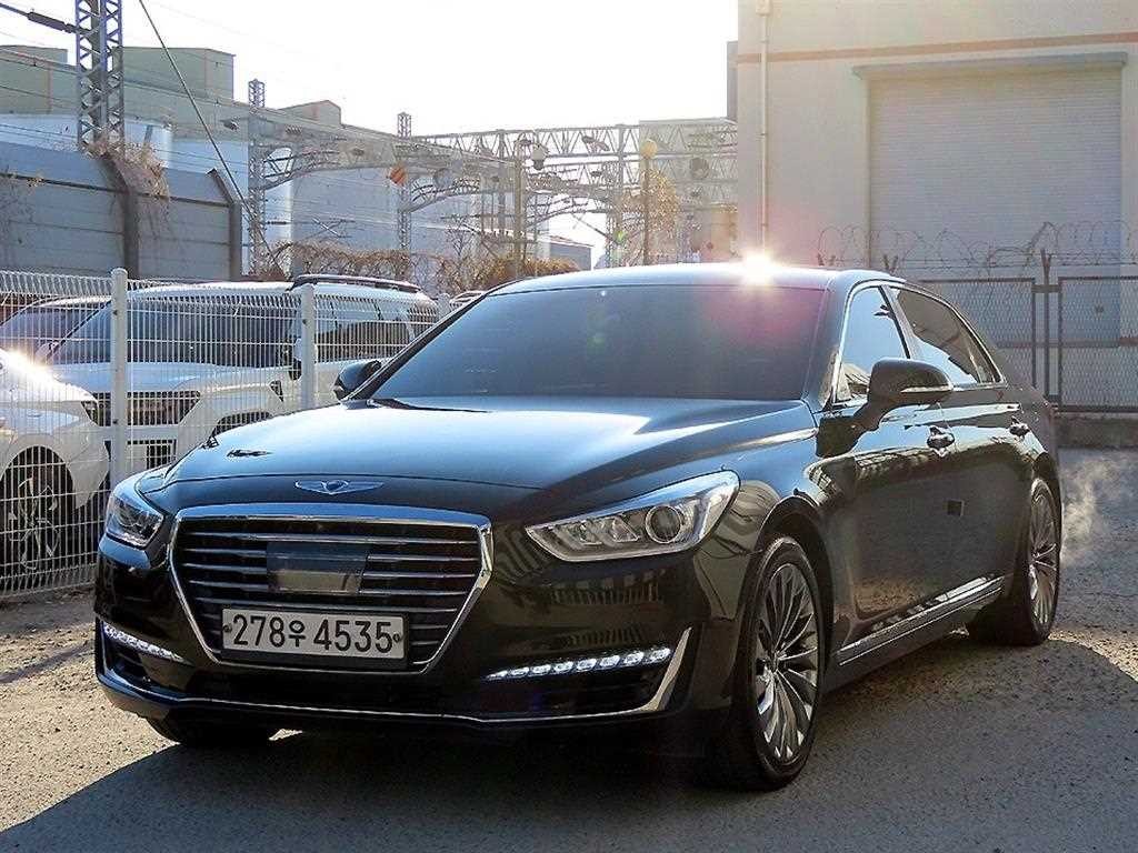 제네시스 EQ900 3.8 GDI AWD 프리미엄 럭셔리 이미지 2
