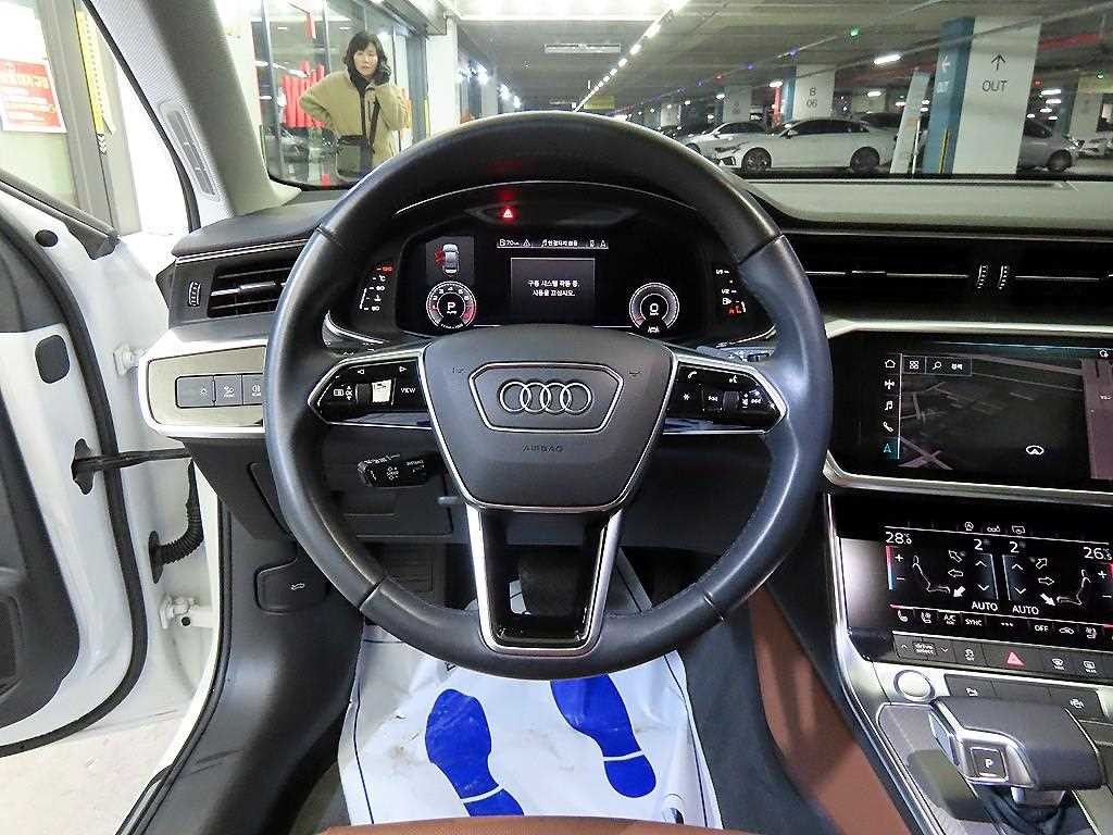 아우디 A6 A6 (C8) 45 TFSI 콰트로 이미지 8