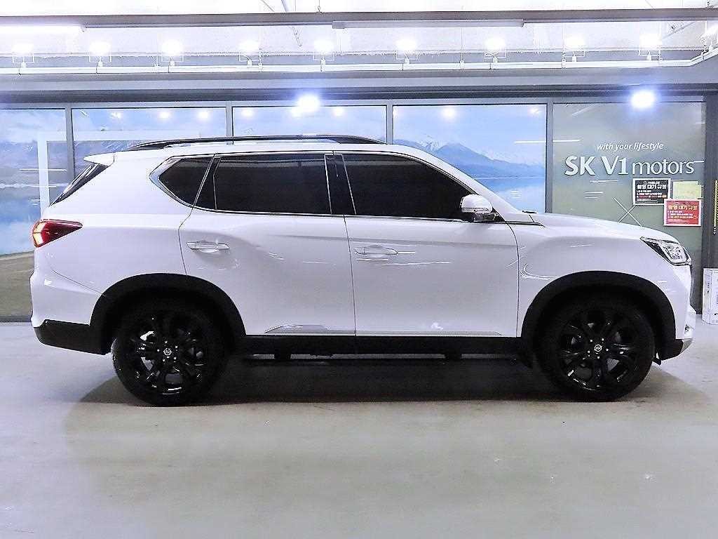KG모빌리티(쌍용) 렉스턴 올 뉴 렉스턴 (Y450) 디젤 2.2 4WD 더 블랙 이미지 3