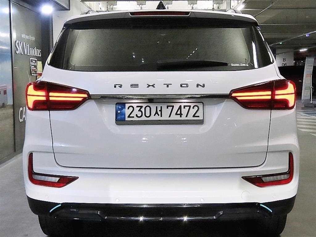 KG모빌리티(쌍용) 렉스턴 올 뉴 렉스턴 (Y450) 디젤 2.2 4WD 더 블랙 이미지 5