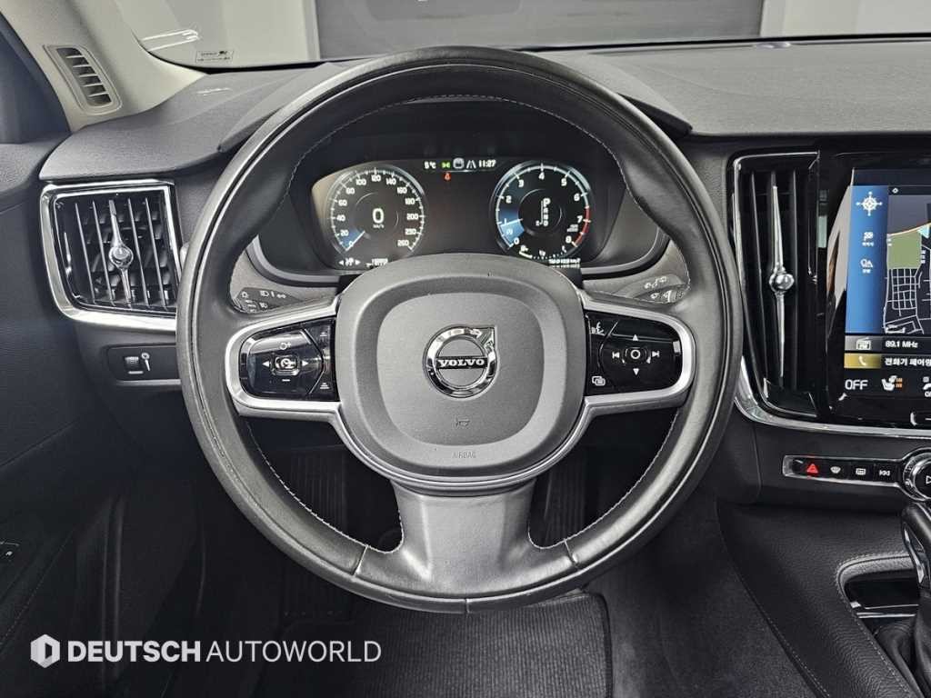 볼보 V90 V90 크로스컨트리 T5 AWD 이미지 13
