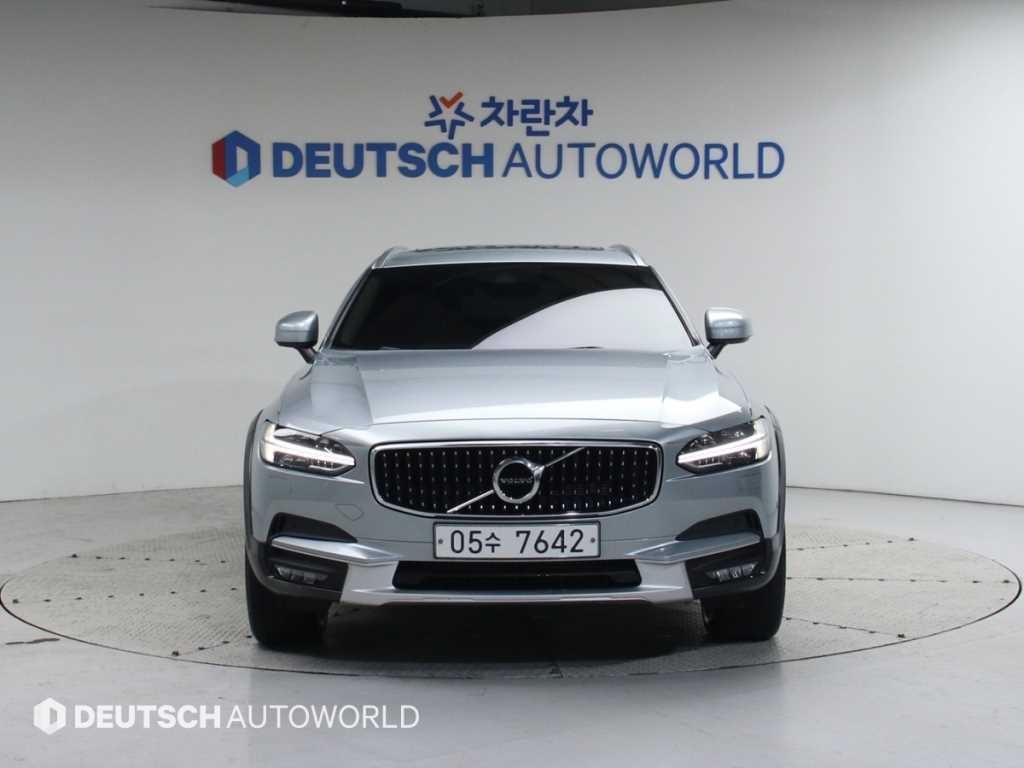 볼보 V90 V90 크로스컨트리 T5 AWD 이미지 3