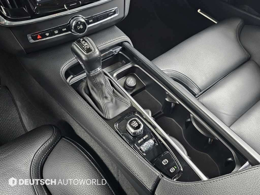 볼보 V90 V90 크로스컨트리 T5 AWD 이미지 9