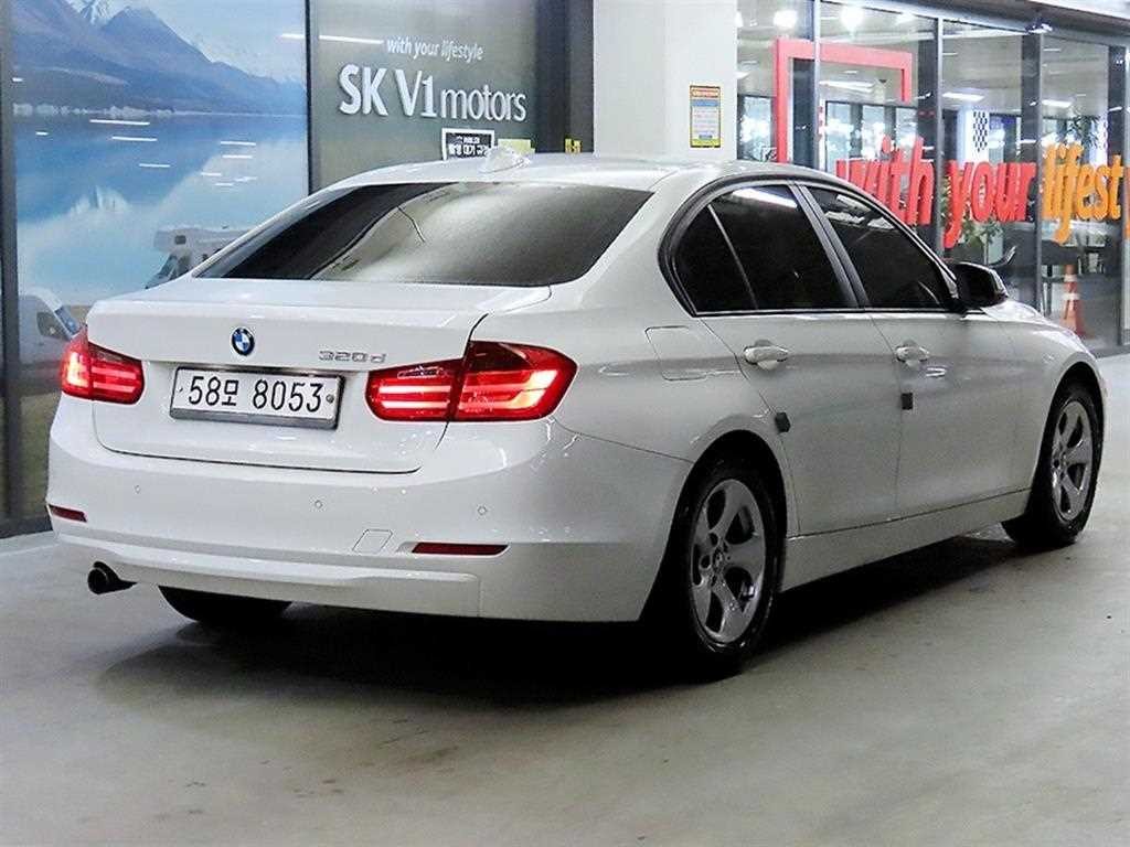 BMW 3시리즈 3시리즈 (F30) 320d ED에디션 이미지 4