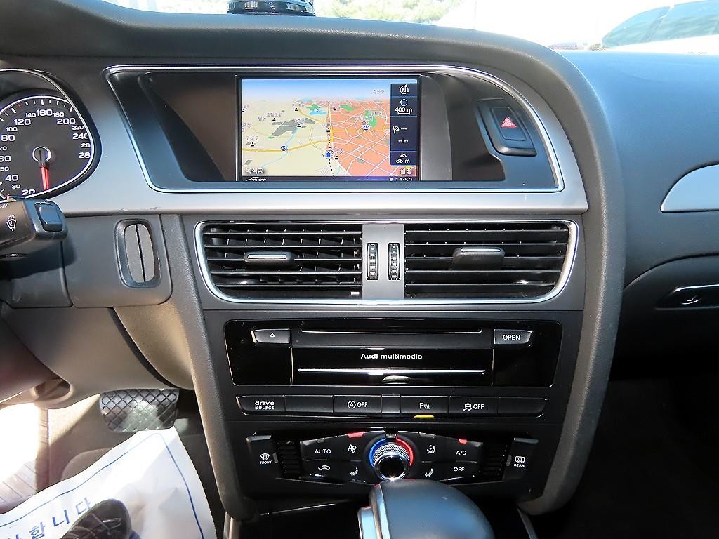 아우디 A4 뉴 A4 35 TDI 콰트로 다이나믹 이미지 12
