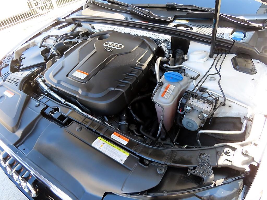 아우디 A4 뉴 A4 35 TDI 콰트로 다이나믹 이미지 17