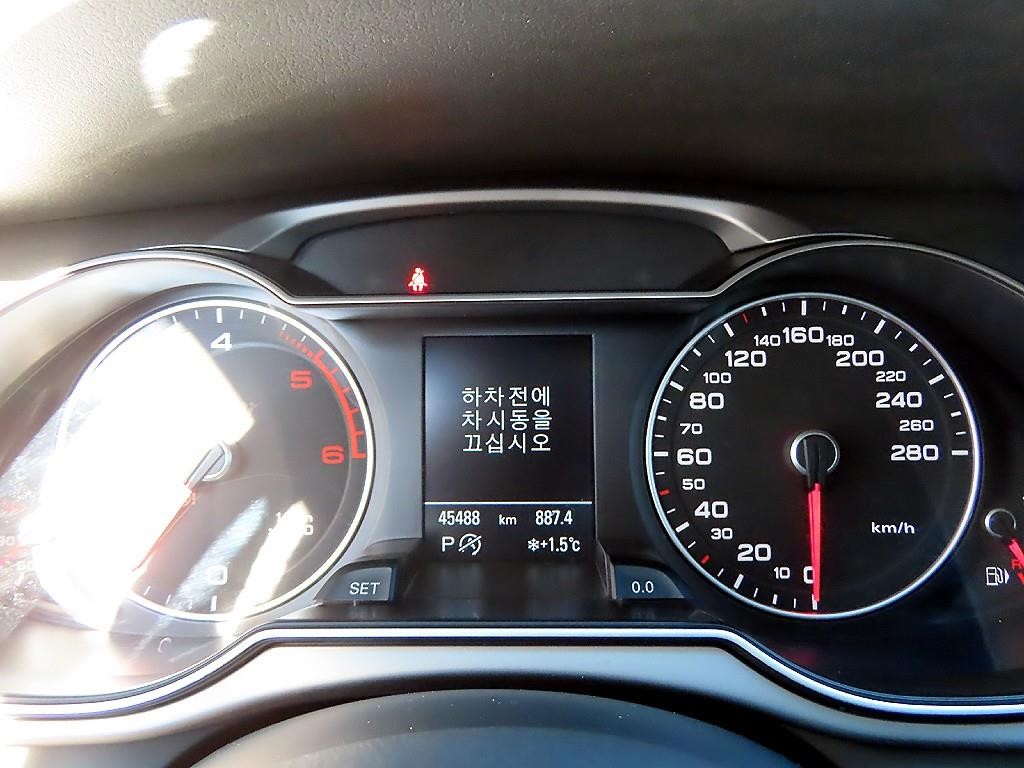 아우디 A4 뉴 A4 35 TDI 콰트로 다이나믹 이미지 9
